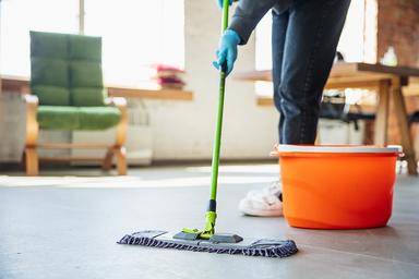 Lợi ích khi vệ sinh nhà ở thường xuyên và mẹo vệ sinh nhà cửa thông minh