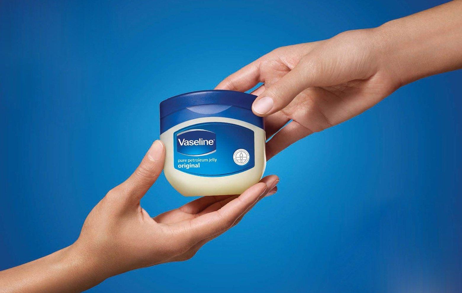 TÌm hiểu về thương hiệu Vaseline